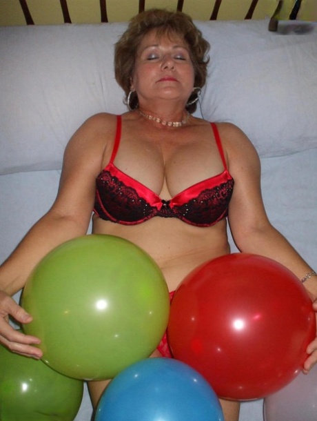 blonde milfs with big tits nice archive