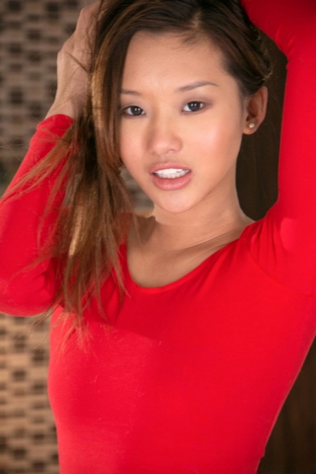 Alina Li pornstar pretty images